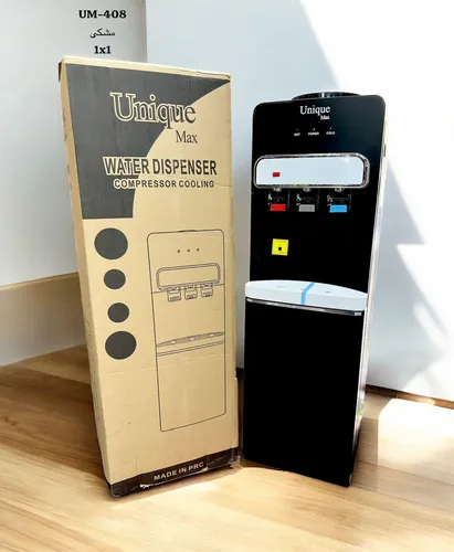 آبسردکن ایستاده سه شیر یونیک مدل UM_408