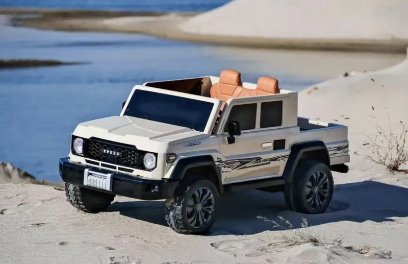 ماشین شارژی 4موتوره جیپ کد 985 gallery0