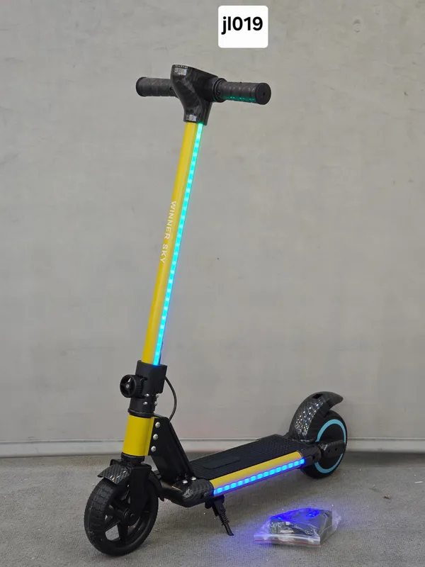 اسکوتر برقی مانیتور دار فول ال ای دی مدل jl019 gallery1