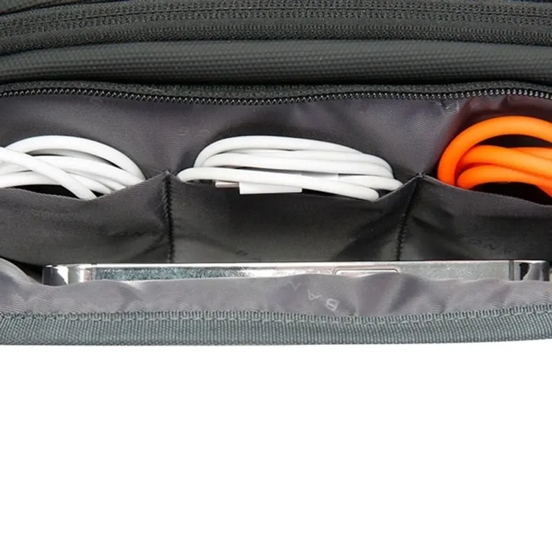 کیف لوازم جانبی موبایل دو زیپ بنج BANGE BG-3067 gallery2